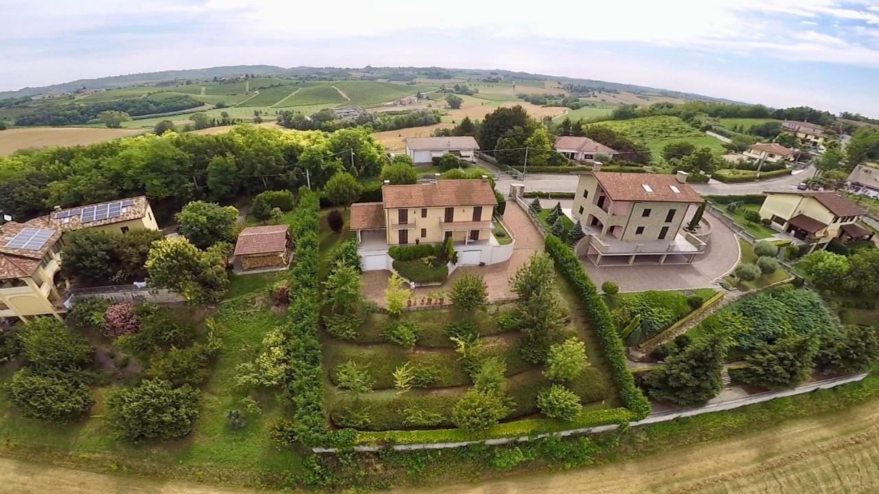 Villa Patrizia Moncalvo Exteriör bild
