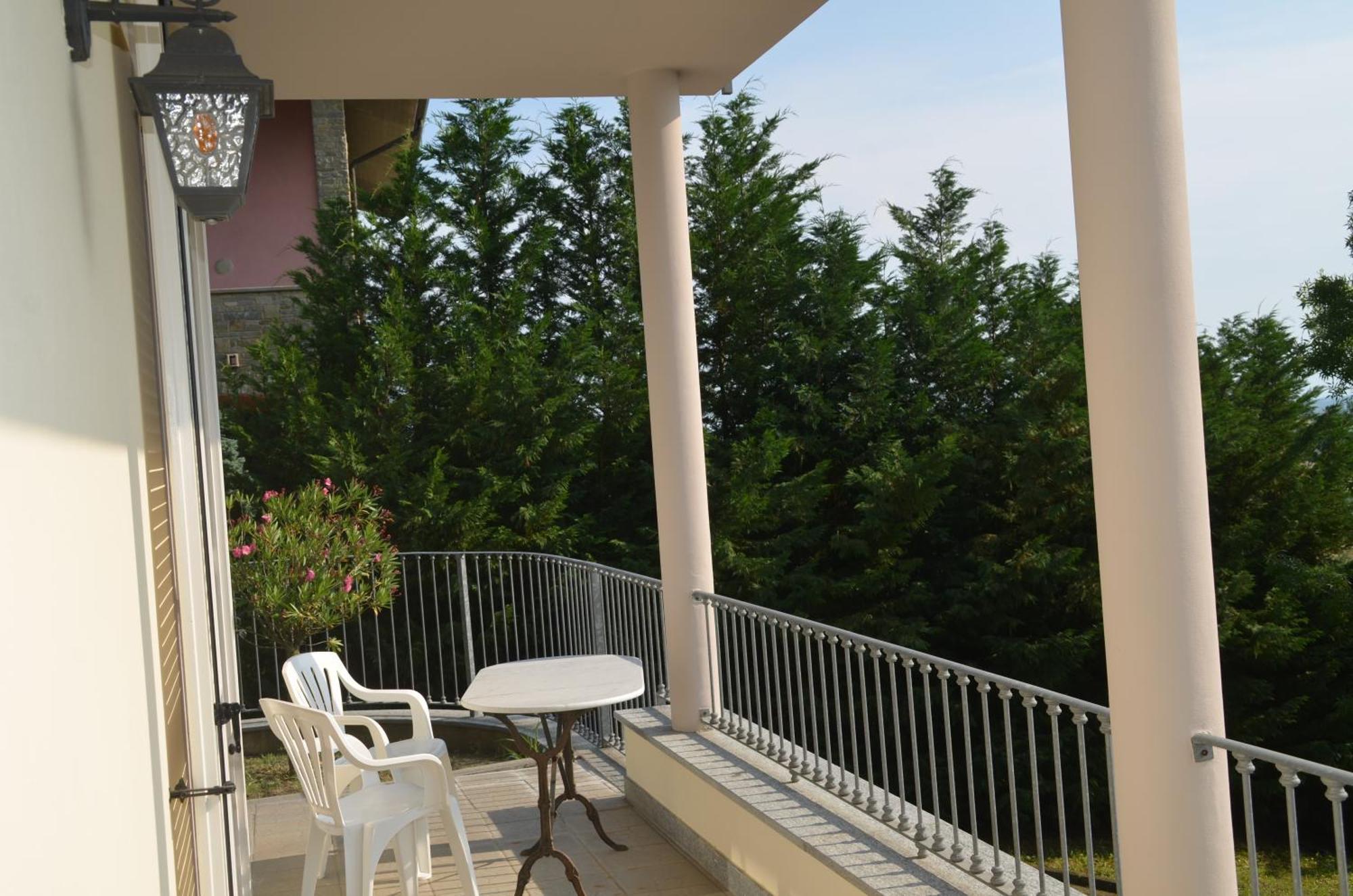 Villa Patrizia Moncalvo Exteriör bild